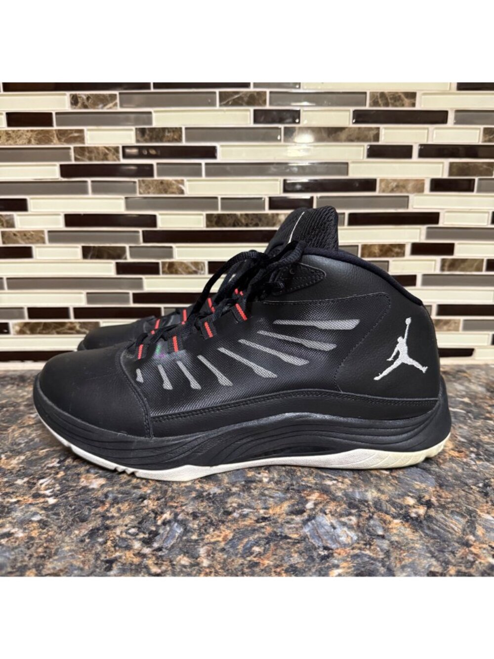 Jordan Prime Fly 2 Black Infrared 654287-020 Sz 11.5 - Picture 3 of 10